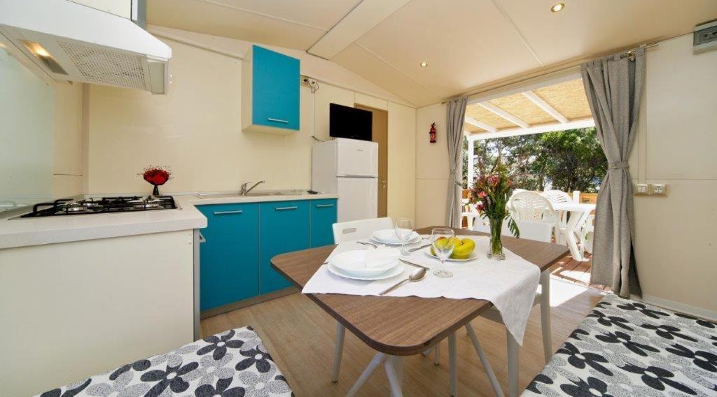 Mobile Homes Lussmarin Mali Lošinj Exteriér fotografie